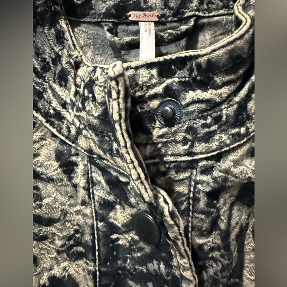 Free People Follow the Flock Velvet Flocked Black / Tan Moto Jacket XS 2 - Picture 6 of 9